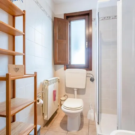 Lecce Colorful Flat With Terrace & Parking Apartment Exterior photo