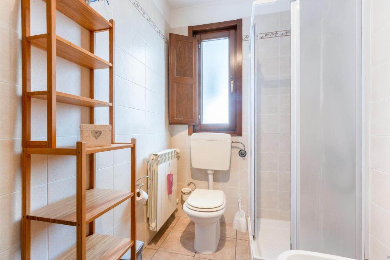 Colorful Flat With Terrace & Parking Lecce