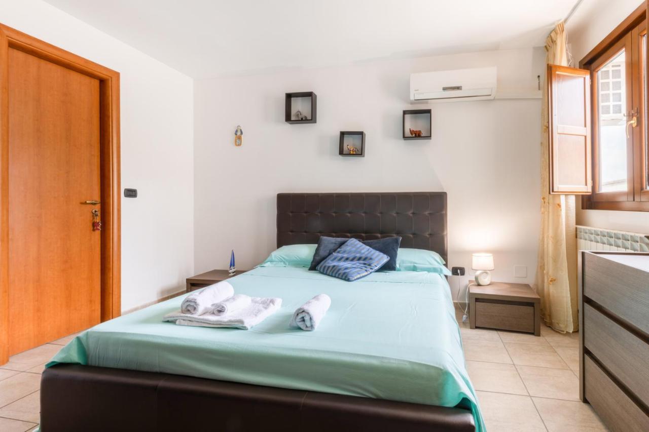 Colorful Flat With Terrace & Parking Lecce
